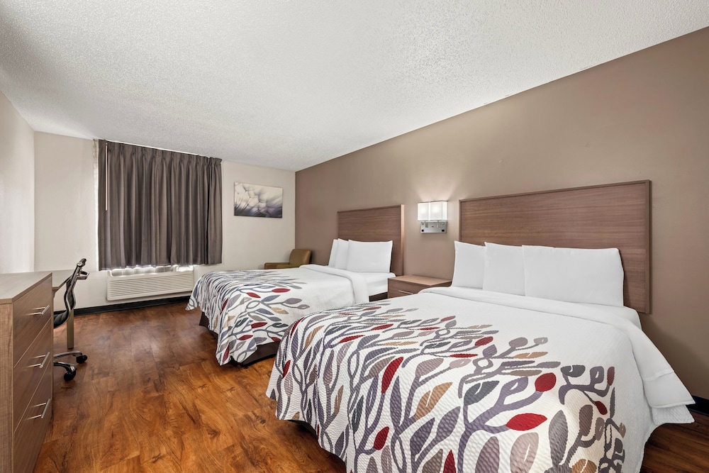 Red Roof Inn Charlotte University - photo 16