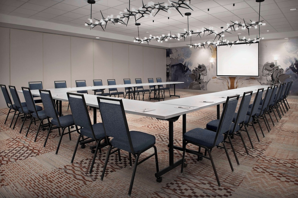 Hilton Garden Inn Casper - photo 35