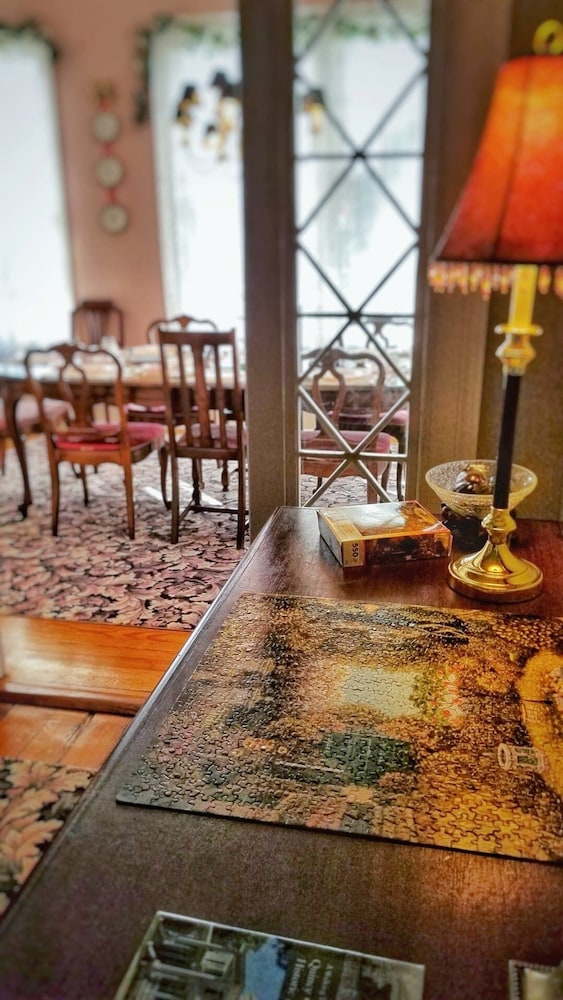 Millhouse Inn - photo 3