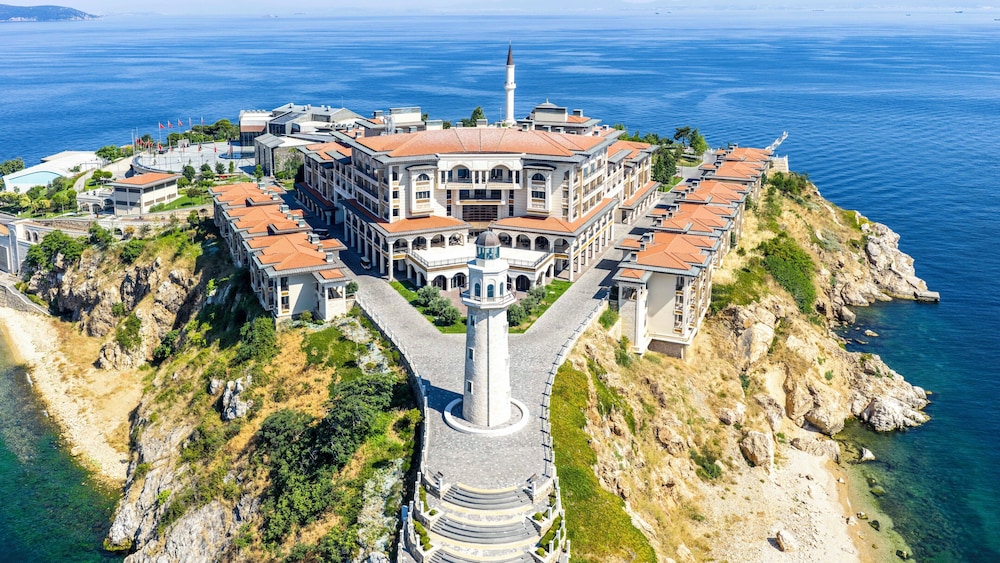 Birun Ada Hotel in Adalar, Turkey