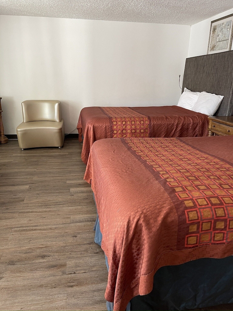 Safari Motel - photo 17