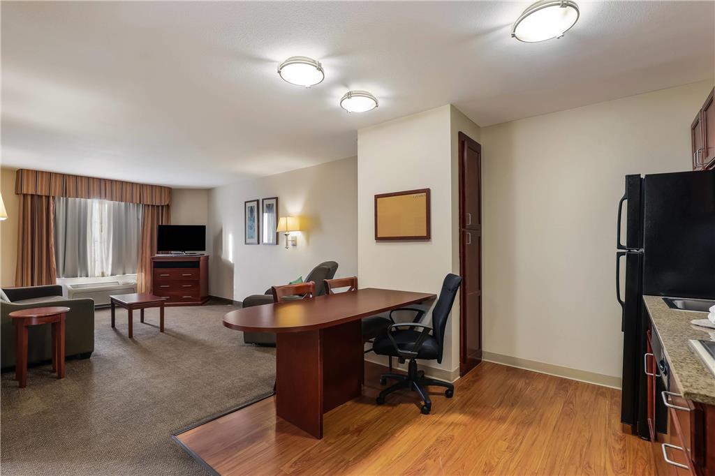 MainStay Suites Fitchburg Madison - photo 28