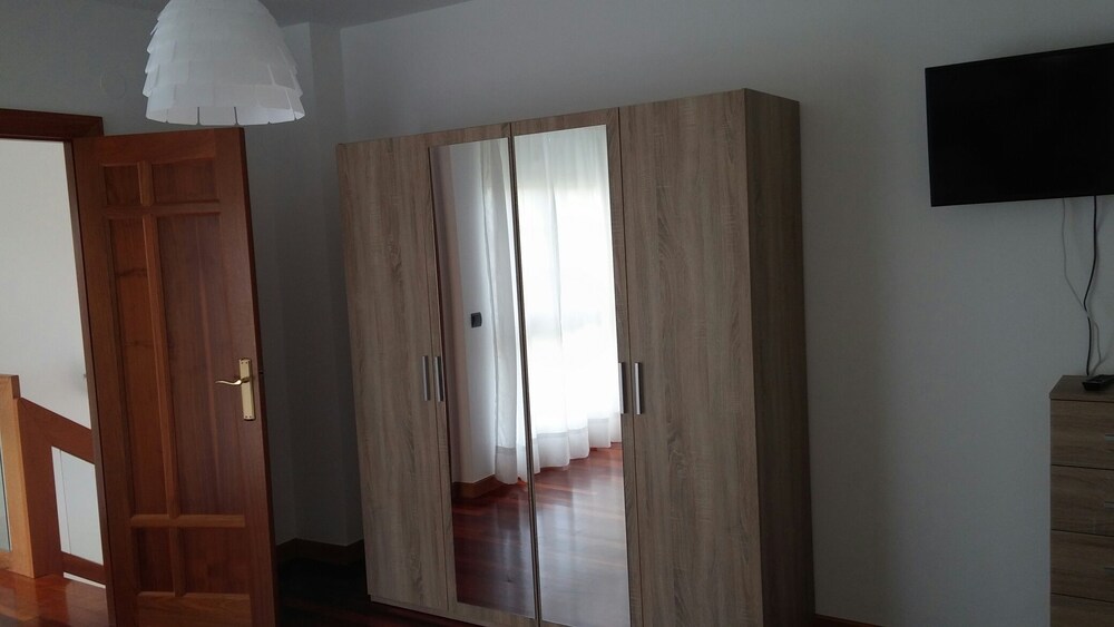 Chalets Playa Galizano — Santander — photo 5