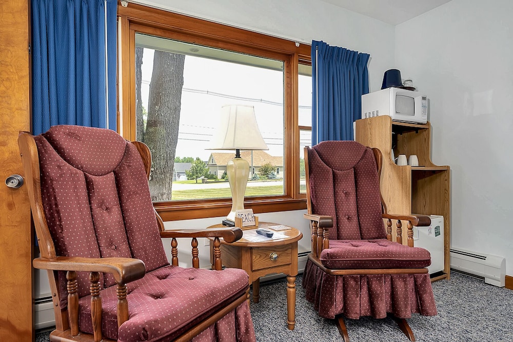 Towne Lyne Motel - photo 76