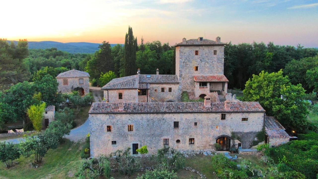 Torre Palazzone - carbon neutral hotel in Sovicille