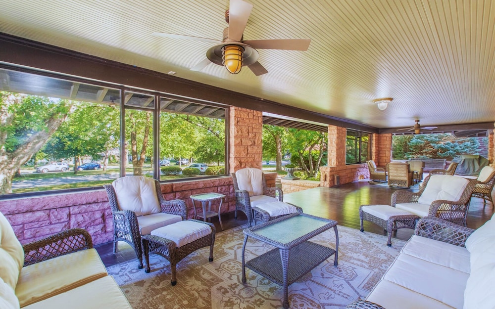 Martha's Bed and Breakfast — 4-Star Luxury Hotel in Lincoln, United States