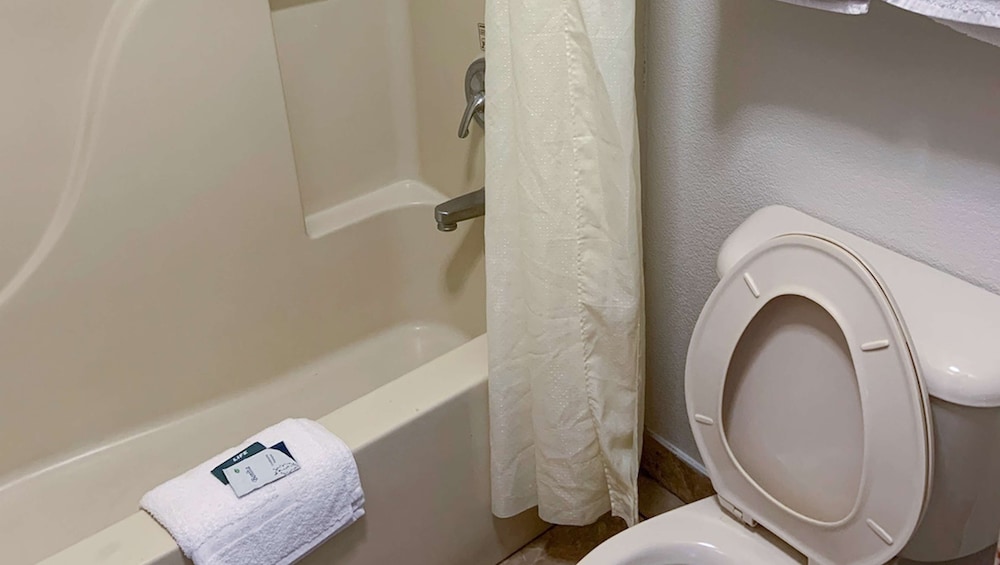 Luxury Inn & Suites Forrest City - photo 21