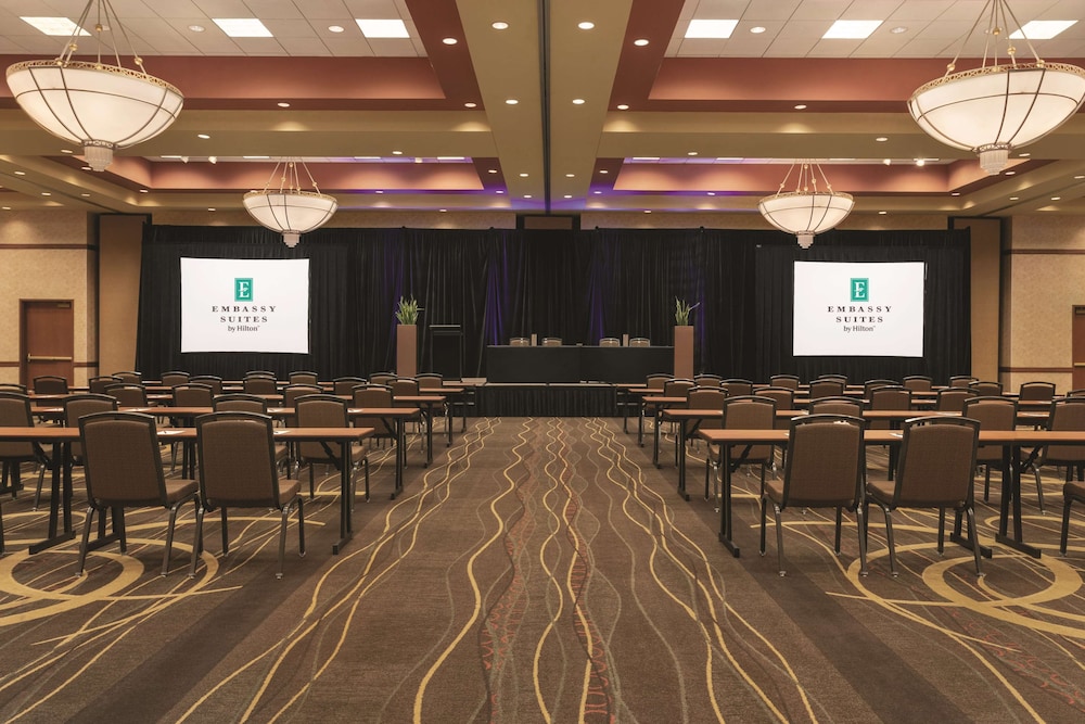 Embassy Suites by Hilton Franklin Cool Springs - photo 57