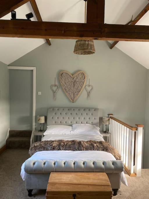 The Annex: 2 bedroom cottage countryside peaceful getaway with garden