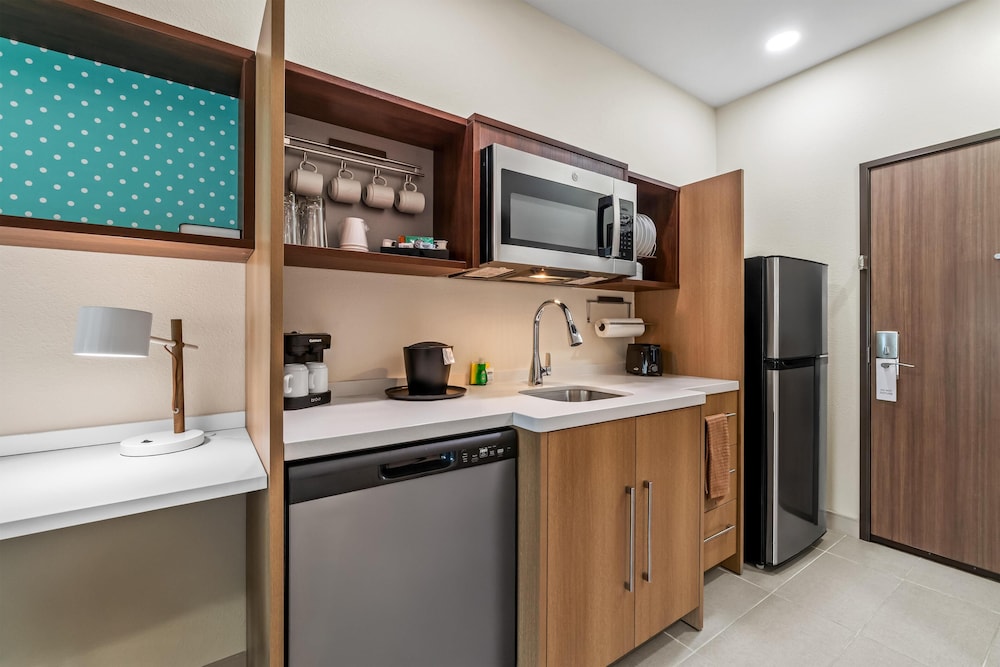 Home2 Suites by Hilton Marion - photo 10