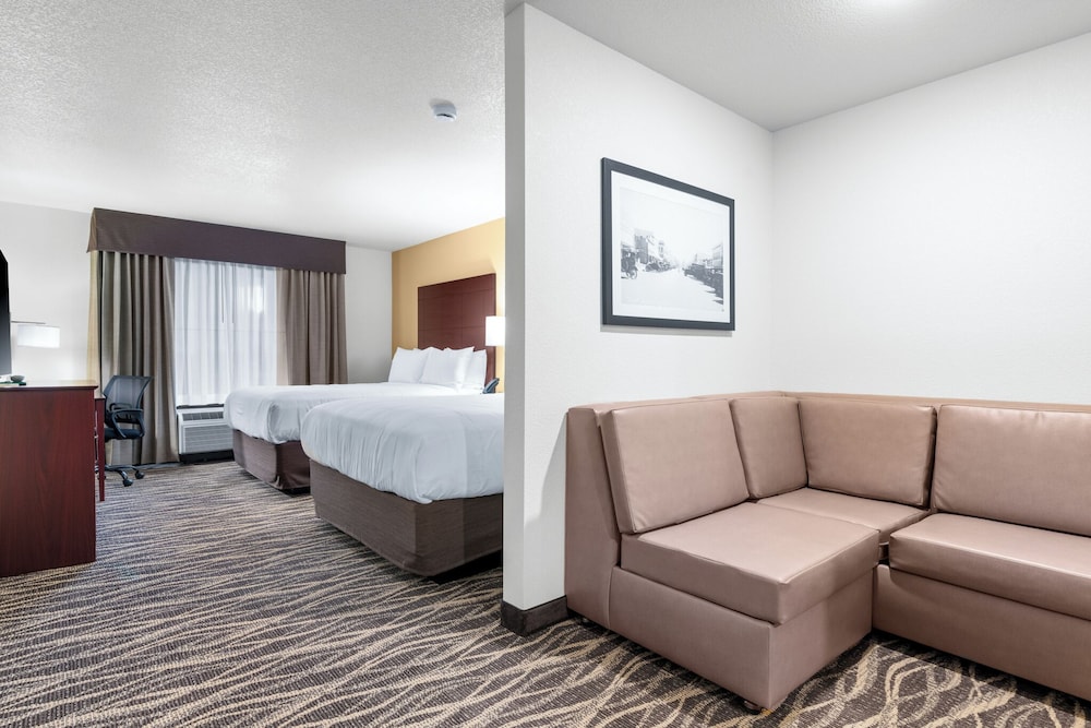 Cobblestone Hotel & Suites Lynden - photo 35