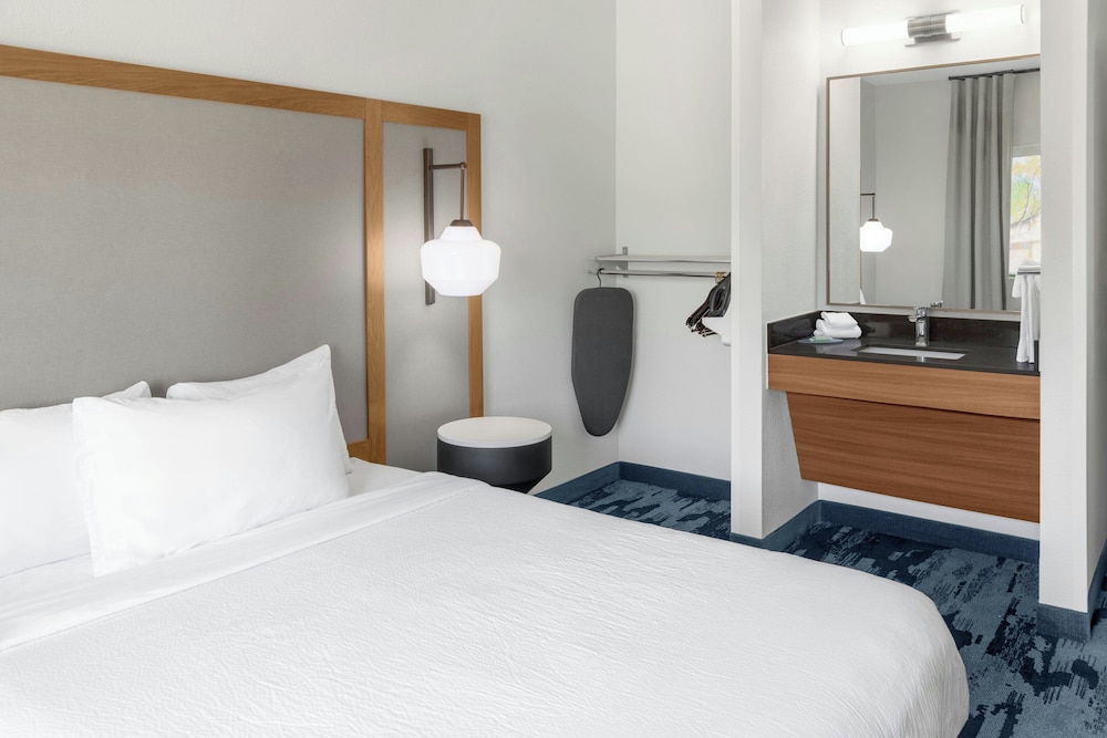 Fairfield Inn & Suites by Marriott San Francisco San Carlos - photo 15