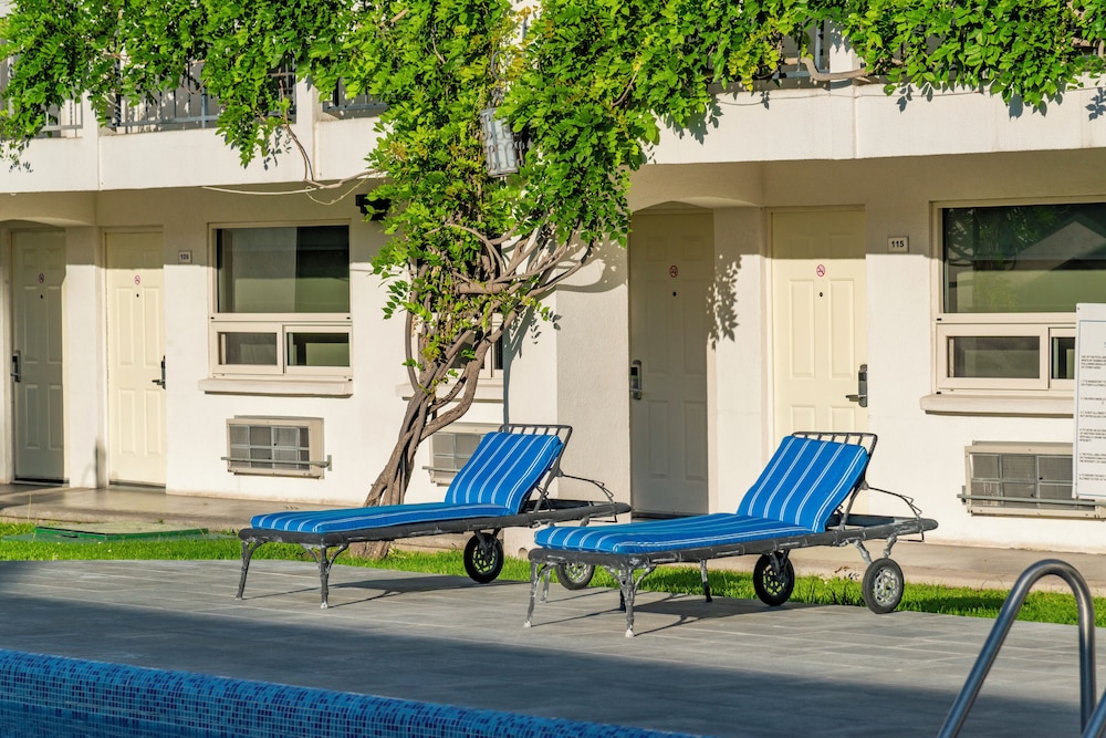 Quinta Dorada Hotel and Suites