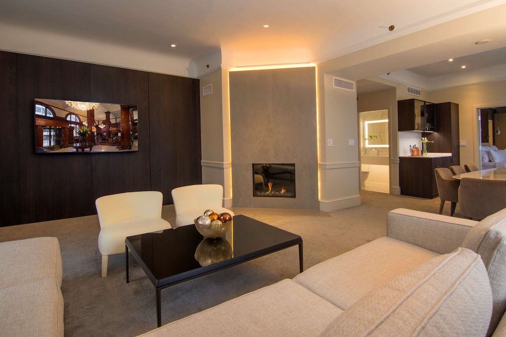 The Benson Portland Curio Collection by Hilton - photo 17