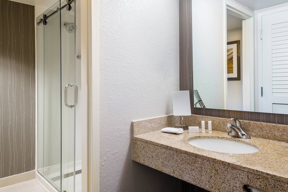 Courtyard by Marriott Mobile - photo 15