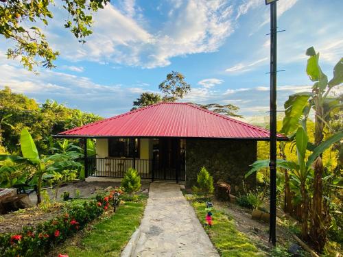 Finca Completa Casa Privada Vía Bogotá La Mesa con WIFI Pet Friendly — 4-Star Luxury Hotel in La Mesa, Colombia