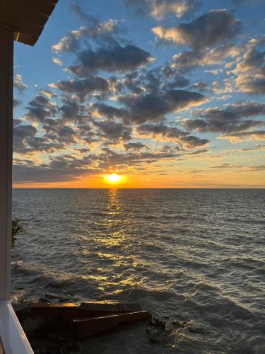 Pete's Lakefront Motel LLC - photo 8
