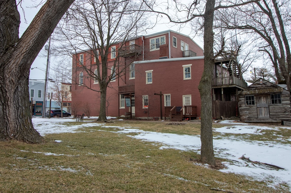 Nauvoo Temple House Hotel - photo 74