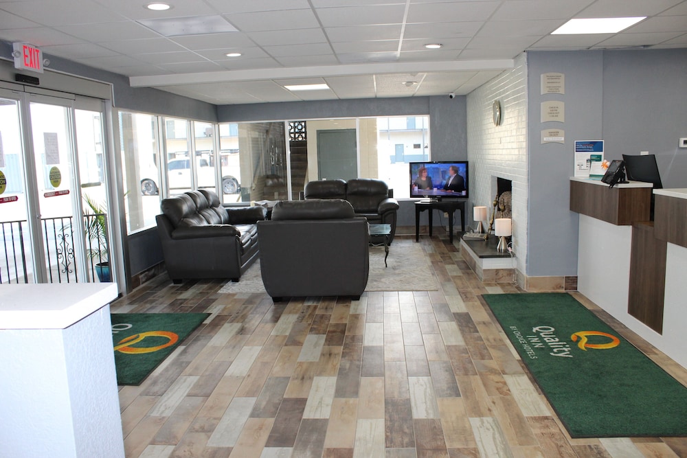 Quality Inn On The Lake Clarksville Boydton - photo 2