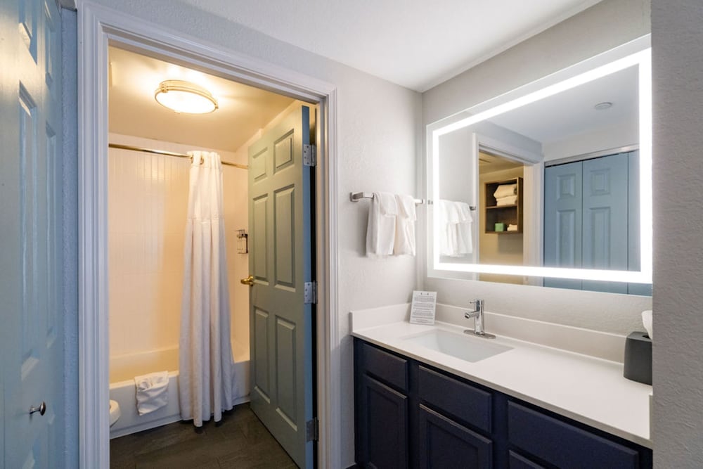 Staybridge Suites Jackson by IHG - photo 37