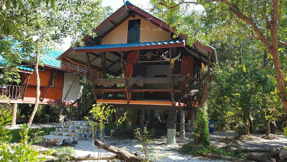 Big Boss Resort in Ranong, Thailand