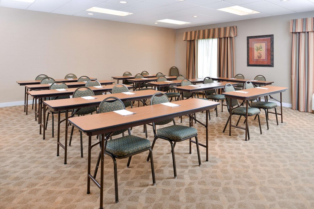 Hampton Inn Cortland - photo 59