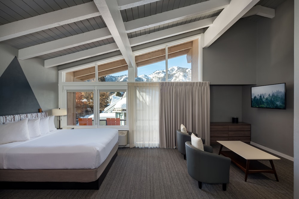 Tamarack Lodge - photo 16
