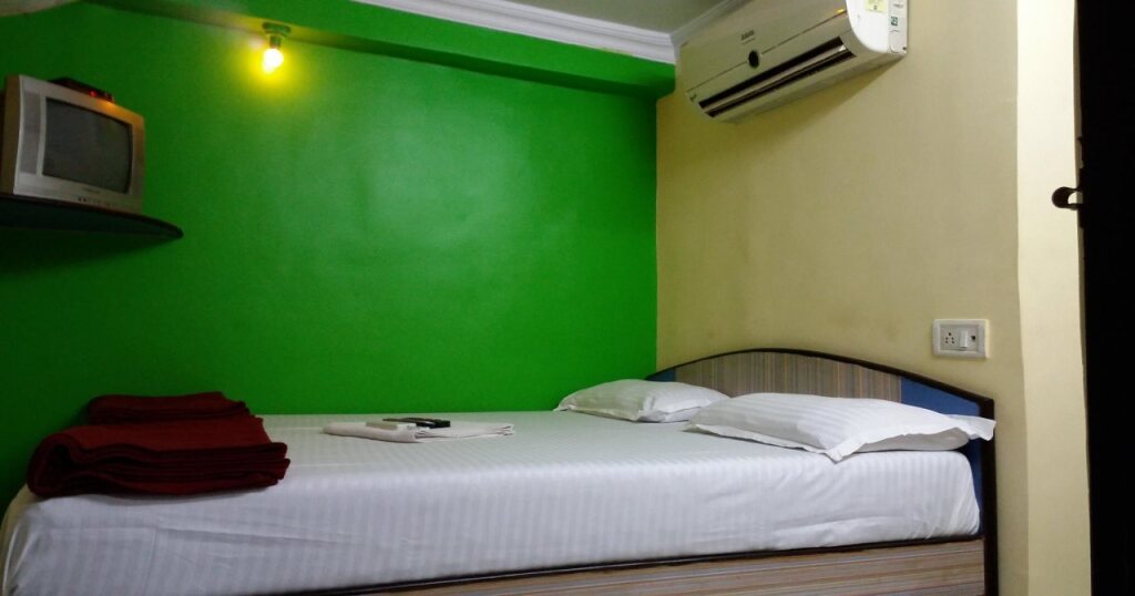 Right Choice Inn