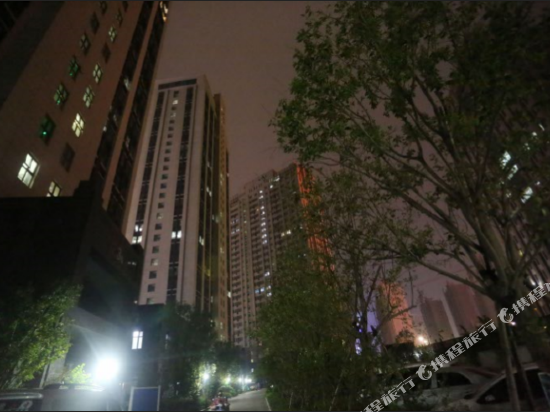 Magic cube Hotel - last minute hotel in Xinzheng