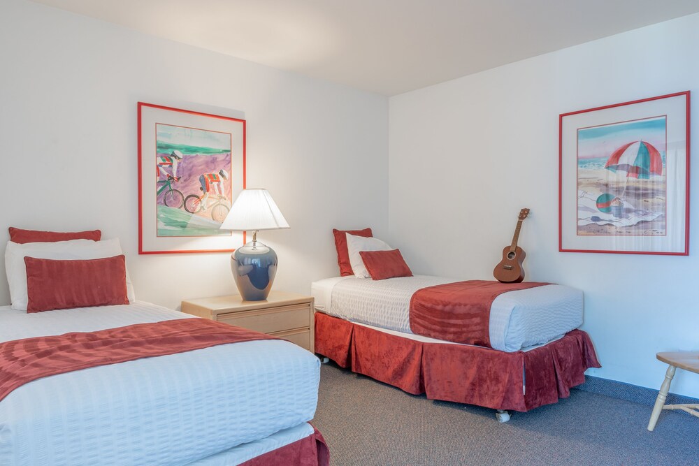 Wapato Point Resort - photo 18