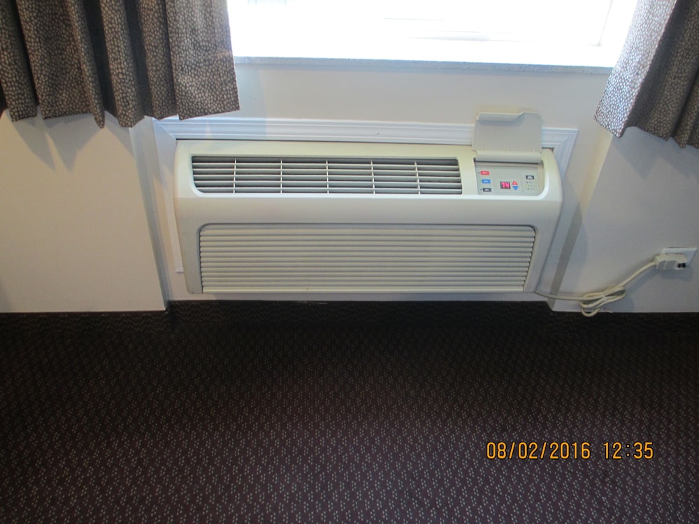 Regal Inn Chicago O'Hare Airport - photo 27