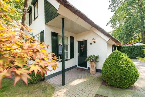 Vakantiehuis Villa 63 — 4-Star Luxury Hotel in Heel, Netherlands