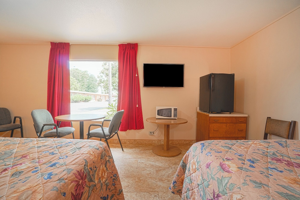Vali Ho Motel By OYO Weslaco Mercedes - photo 23