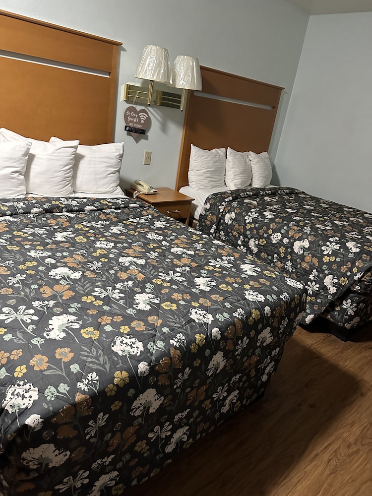 Oceanview Motel Huntington Beach - photo 19