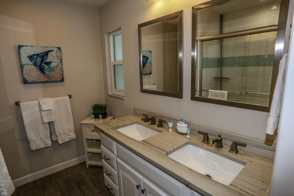 44 Fairview Blvd - photo 18