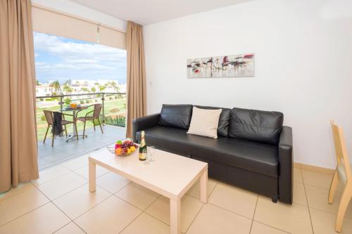 Austin Coralli Beachfront Apartment