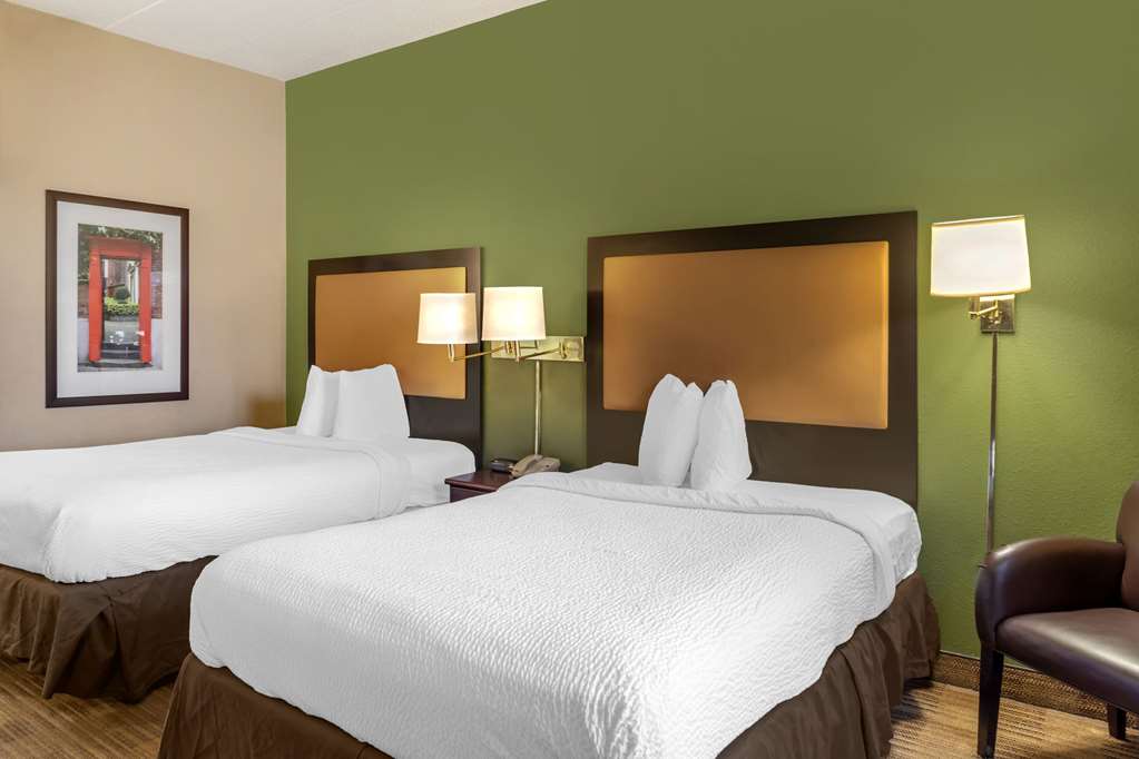 MainStay Suites Chicago Hillside - photo 16