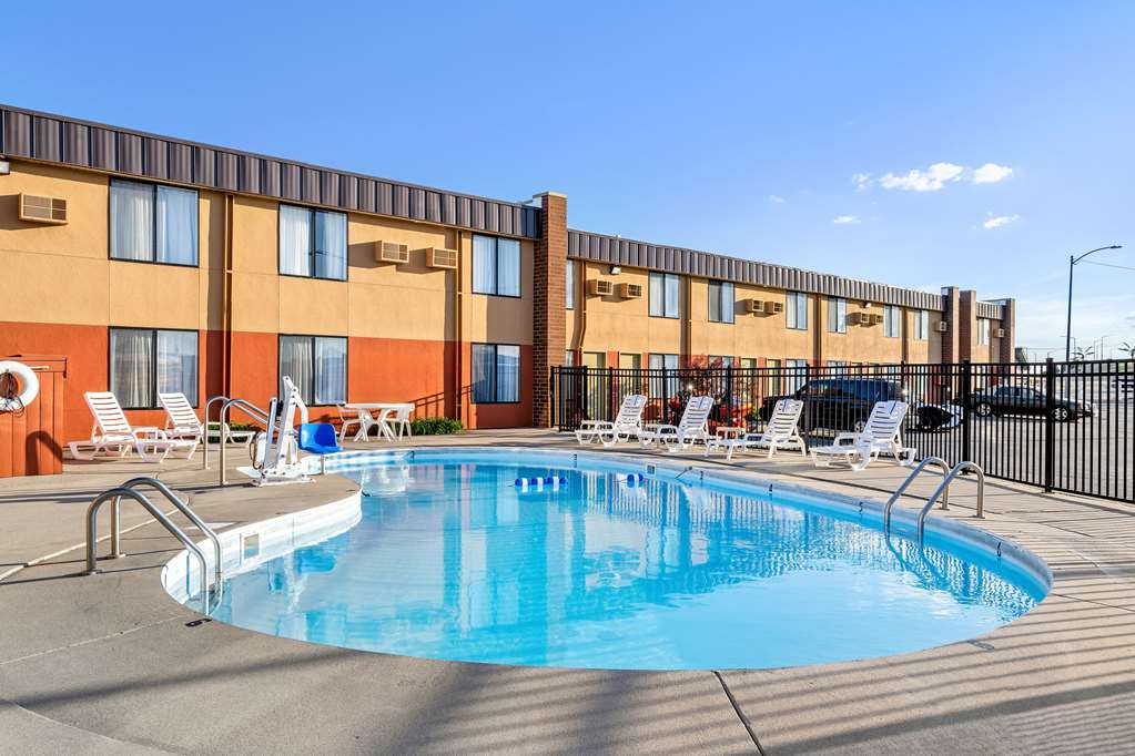 Econo Lodge Billings - photo 29