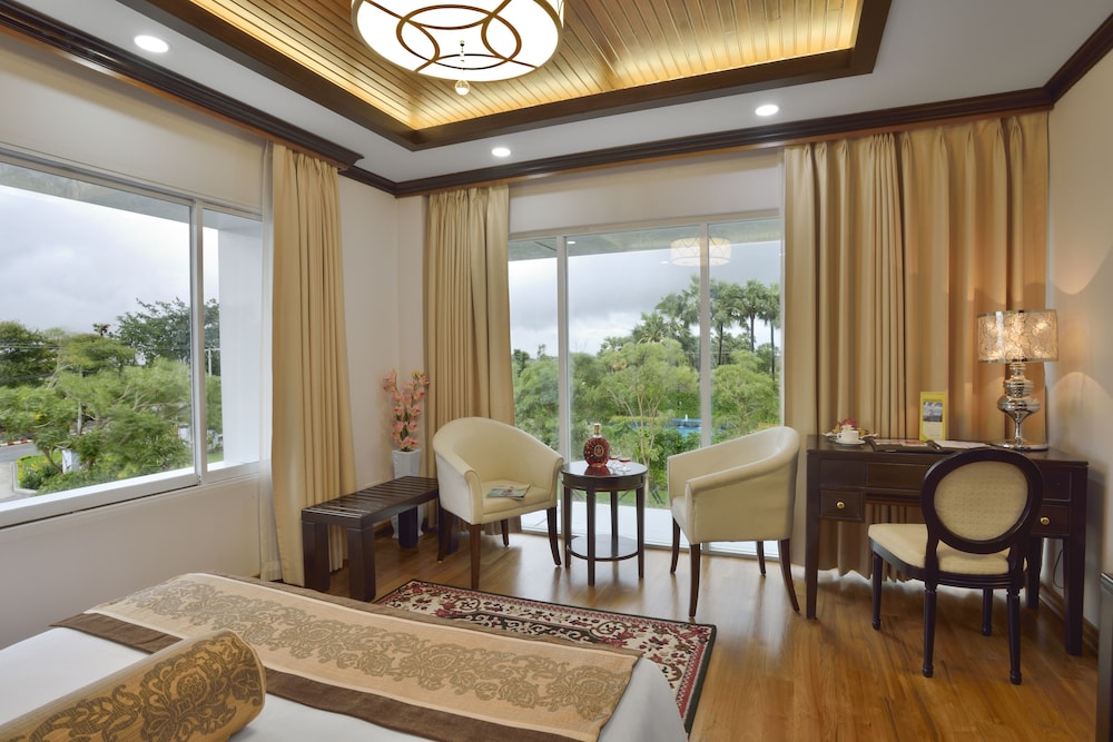 The Regency Hotel - last minute hotel in Mandalay