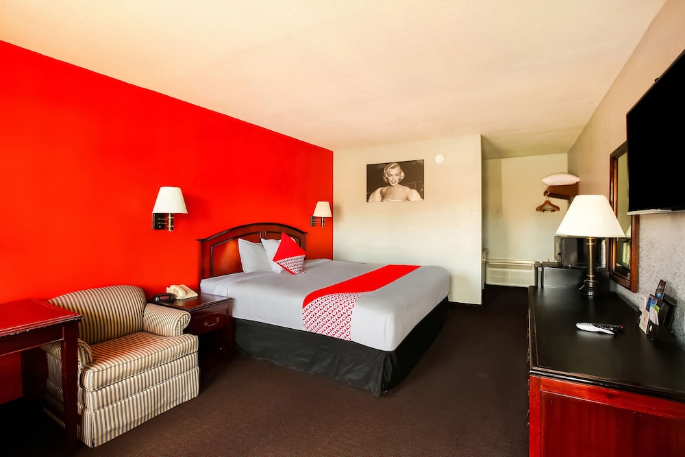 OYO Hotel Texarkana North Heights AR Hwy I 30 - photo 11