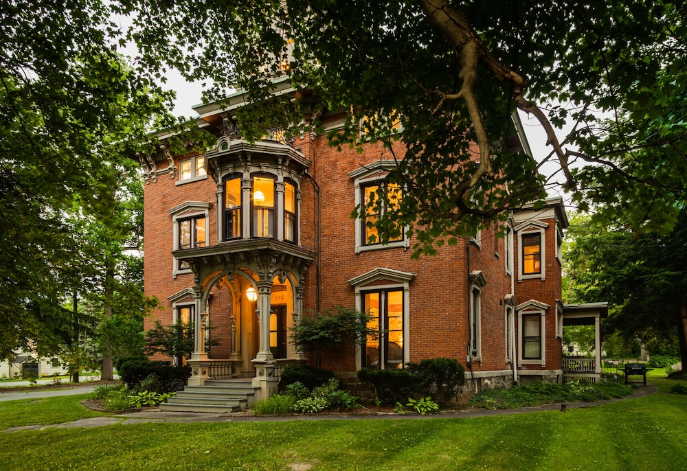 Rosemont Inn Bed & Breakfast - photo 94