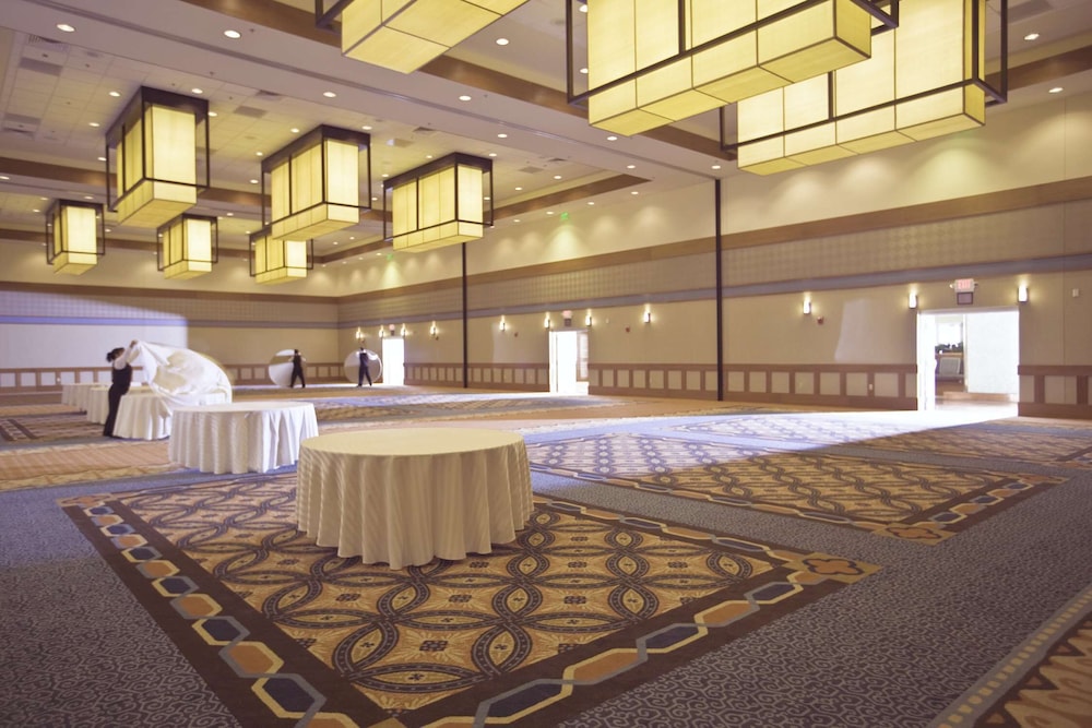 DoubleTree by Hilton Phoenix Tempe - photo 45