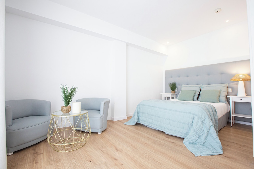 Fleming Playa Poniente by Punta25 - carbon neutral hotel in Benidorm