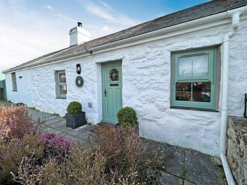 Lyndene Cottage — 5-Star Luxury Hotel in Caernarfon, United Kingdom