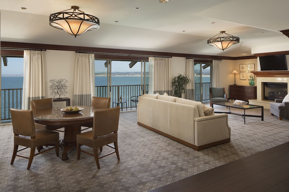 Monterey Plaza Hotel & Spa - photo 20