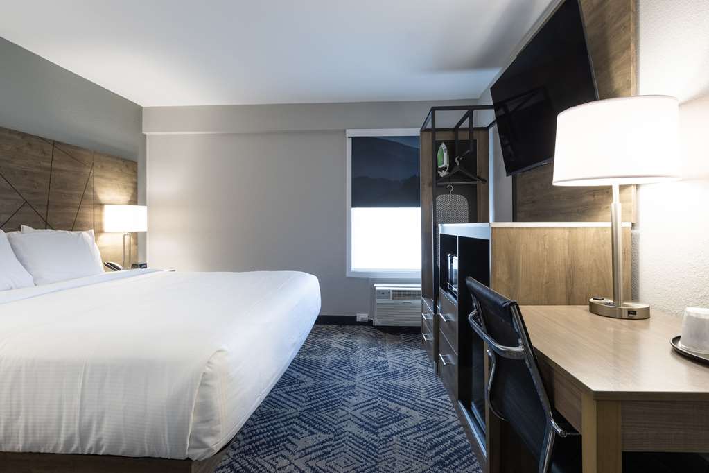 Rodeway Inn & Suites near Outlet Mall Asheville - photo 14