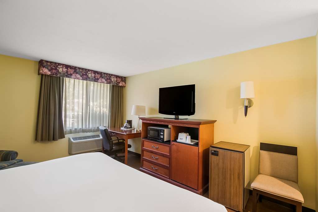 Americas Best Value Sandman Inn - photo 17