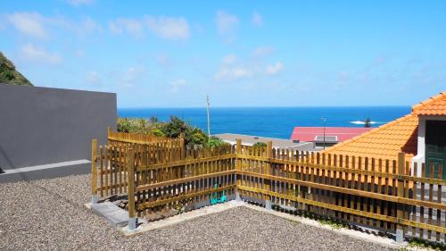 Villa Serenity — 4-Star Luxury Hotel in Porto Moniz, Portugal