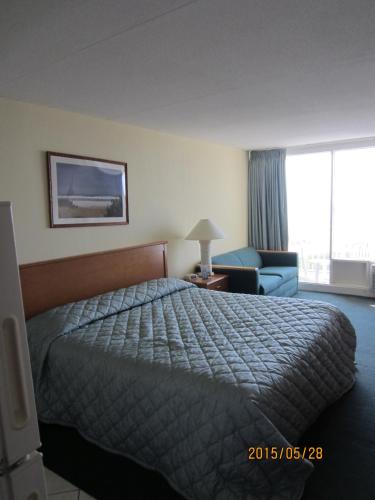 Nassau Inn - photo 4