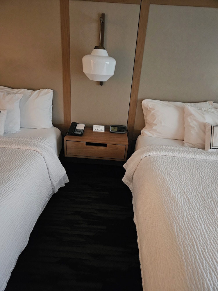Fairfield Inn & Suites Athens Marriott - photo 18
